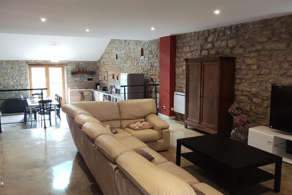 Maison De Charme Avec Jardin Cousance Exteriér fotografie