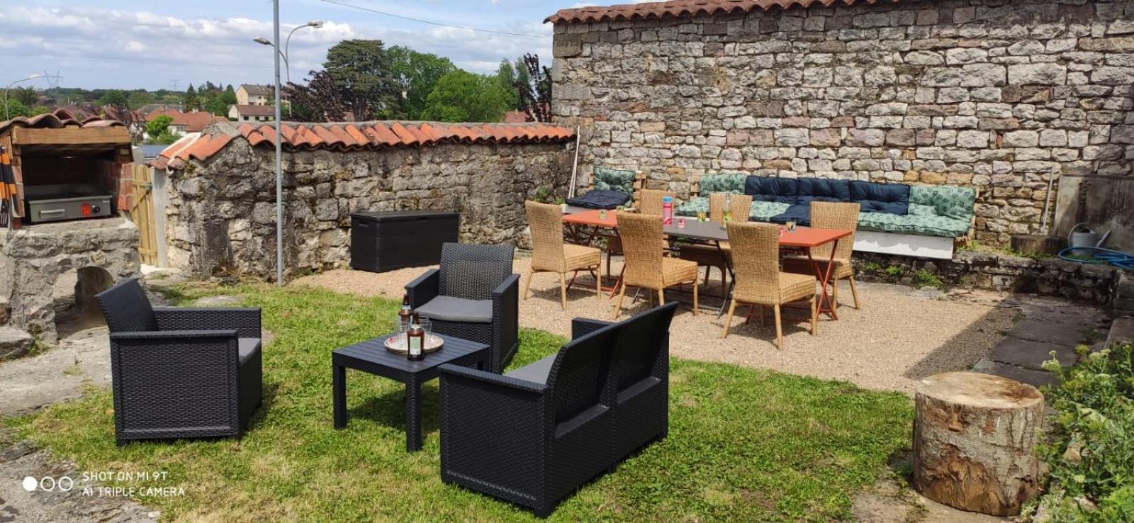 Maison De Charme Avec Jardin Cousance Exteriér fotografie